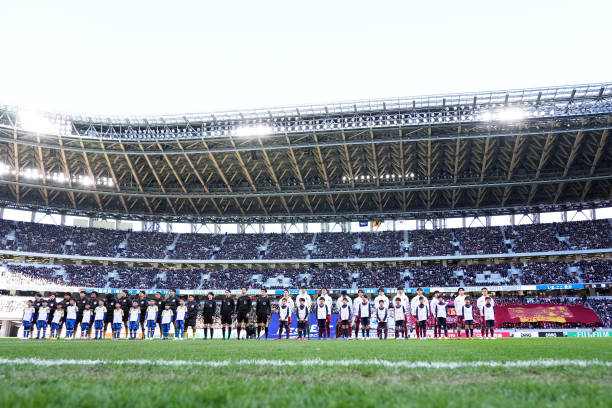 了他们的身 了他们的身