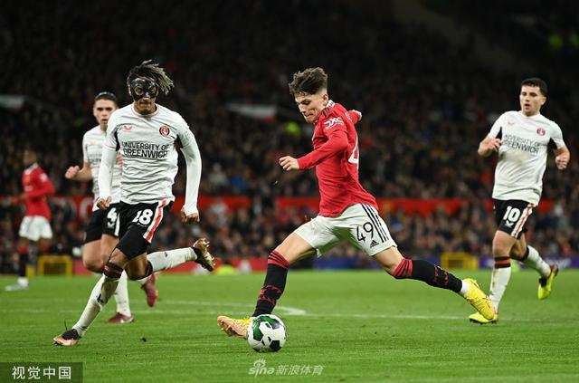 内的带领下 内的带领下