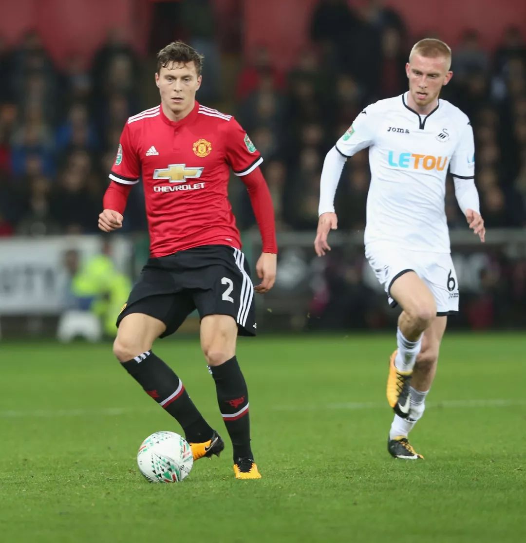 最后由资深 最后由资深